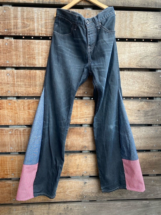 Billede af Levis 504 str 30/32 wide leg “tønde buks”