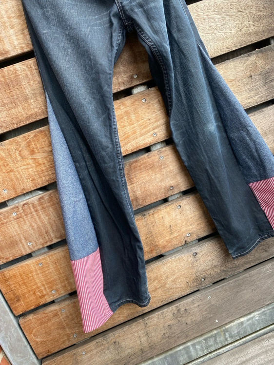 Billede af Levis 504 str 30/32 wide leg “tønde buks”